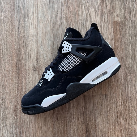 $3 Start!!! Team posh live Monday @ 2pm pst/5pm est!!! - Picture 1 of 5